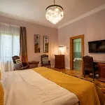 Casa Cranta 4* Brasov