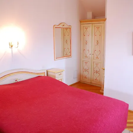Casa Cranta 4*