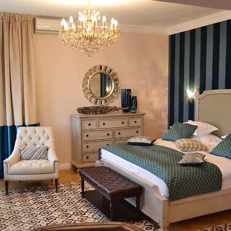 Casa Cranta 4* Brasov
