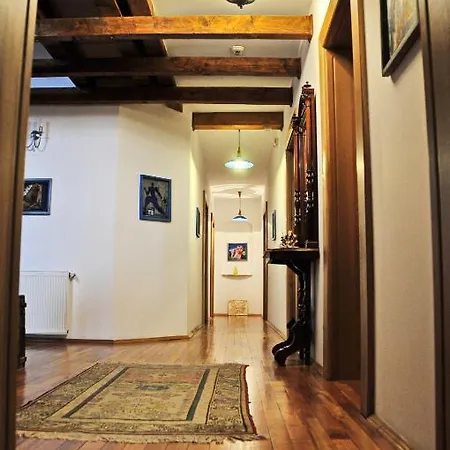 Casa Cranta Hotel 4*