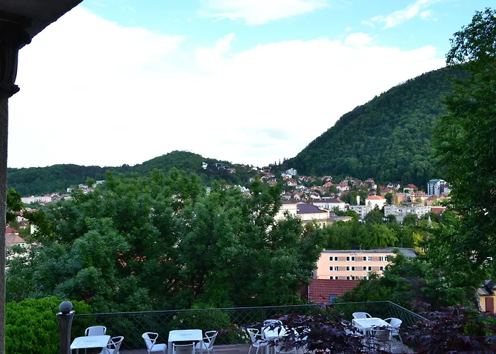 Casa Cranta 4* Braşov